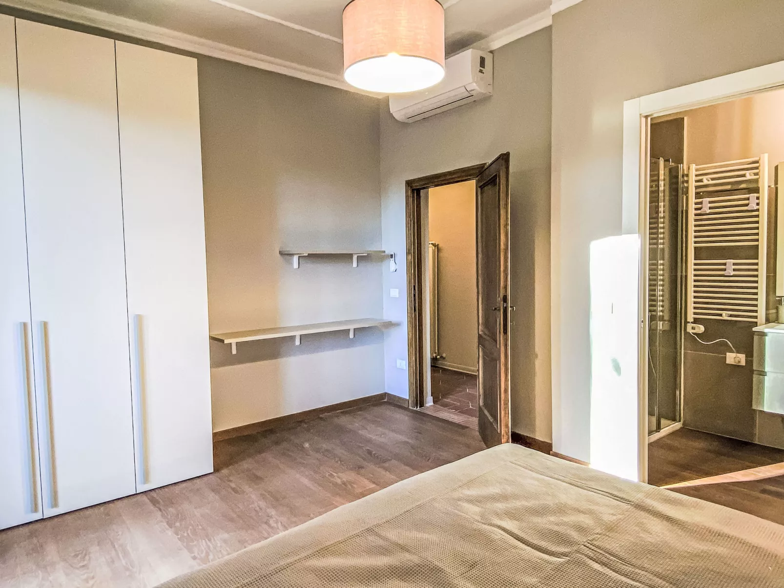 Rose Adriano Home - Drinnen