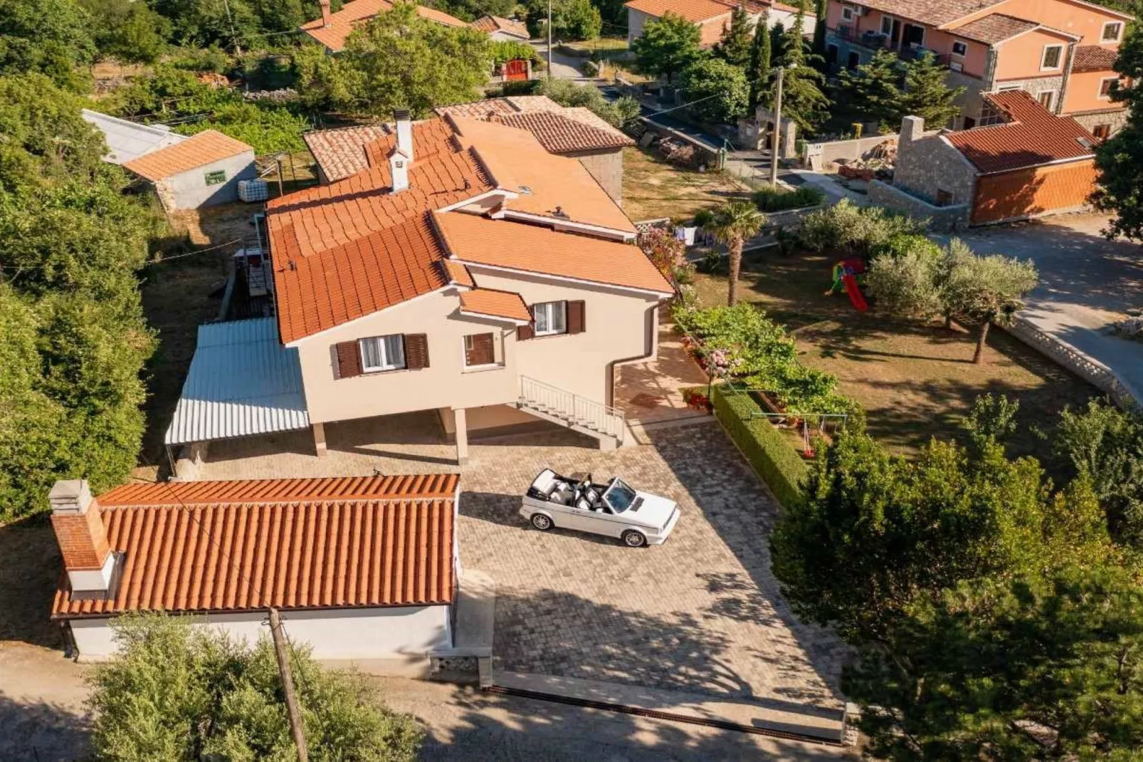 Stylish Two Bedroom Apartment in Labin - Two Bedroom Apartment with Terrace - Im Freien