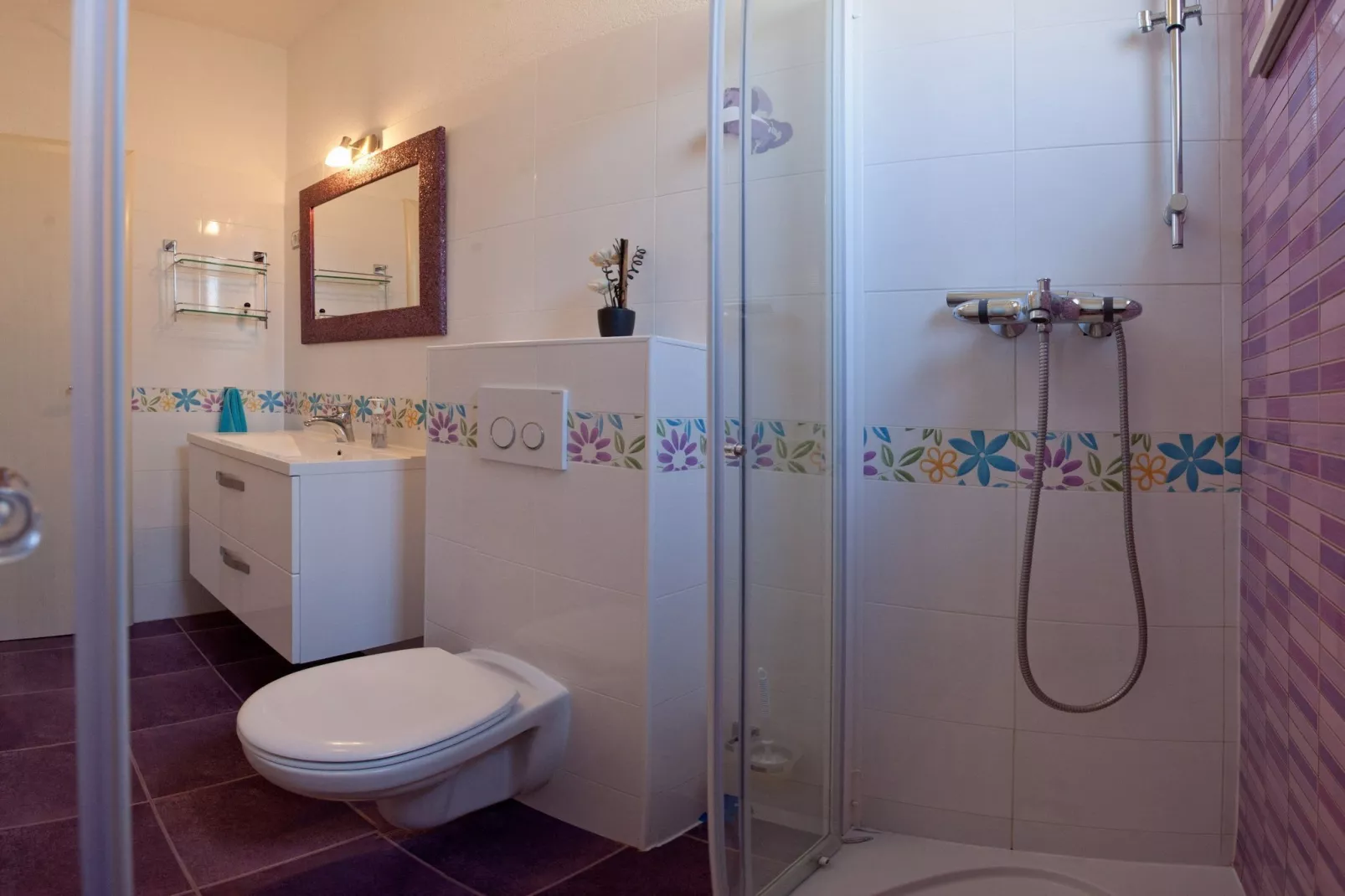 Wonderful Visinisce Apartments with Terrace and Sea Views - Standard Two Bedroom Apartment  (Owner 1) - Bathroom