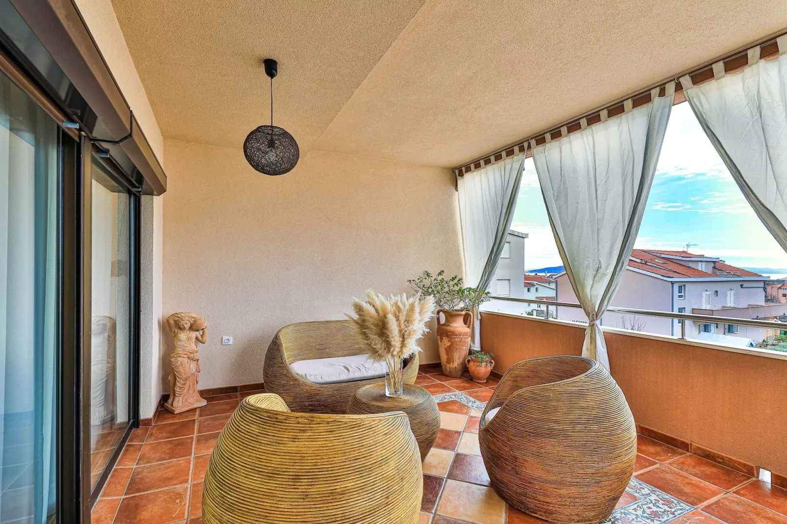 Charming Villa with Outdoor Pool, BBQ, and Sun Deck in Tranquil Kaštela Area - Five bedroom Villa - Terrace balcony