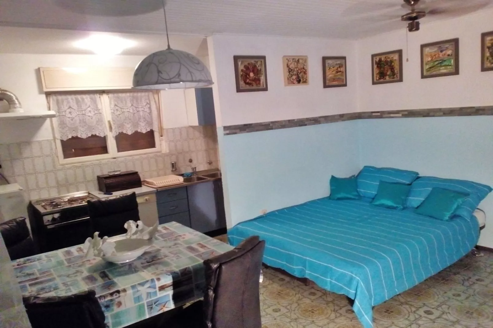 Lovely Apartments Near the Sea - One Bedroom Apartment with Balcony - Schlafzimmer