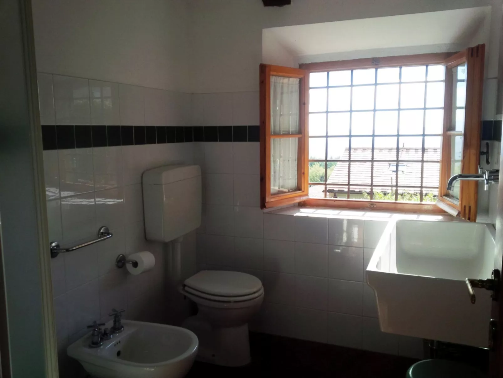Anwesen "La Capanna" mit Blick auf das Wasser - Inside