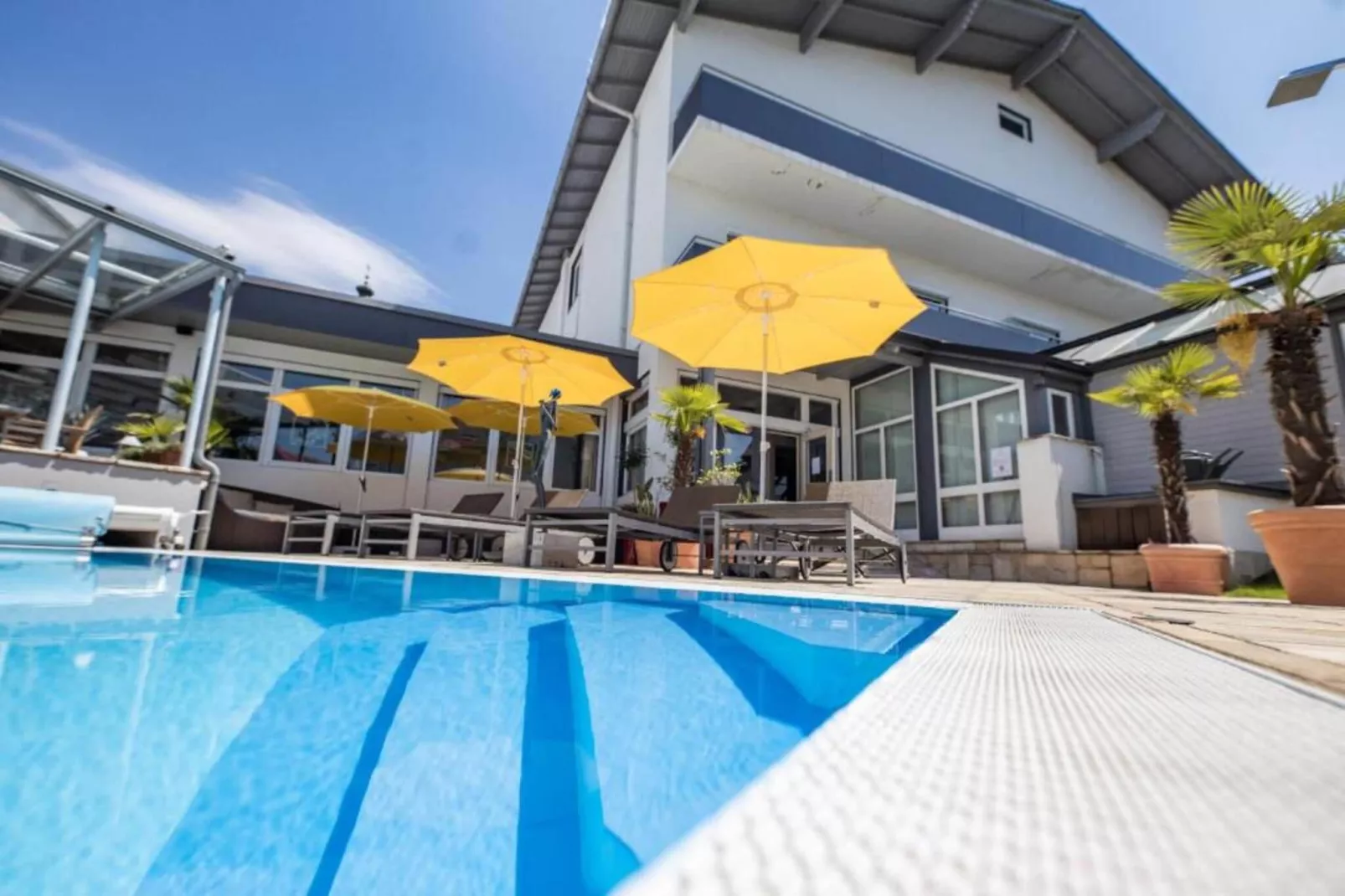 Hotel Landliebe - Love Nest Suite - Schwimmbad