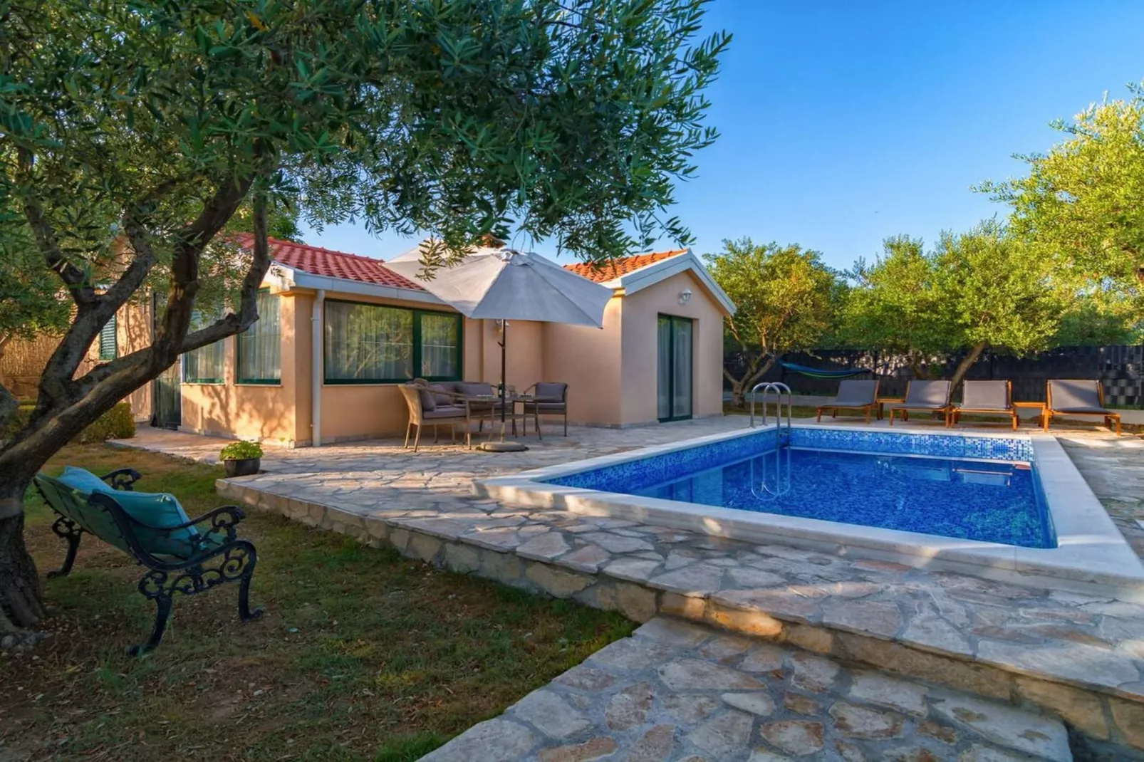 Hidden Gem Holiday Home with Pool in Kastel Stafilic - Two Bedroom Holiday Home with Pool - Swimming pool
