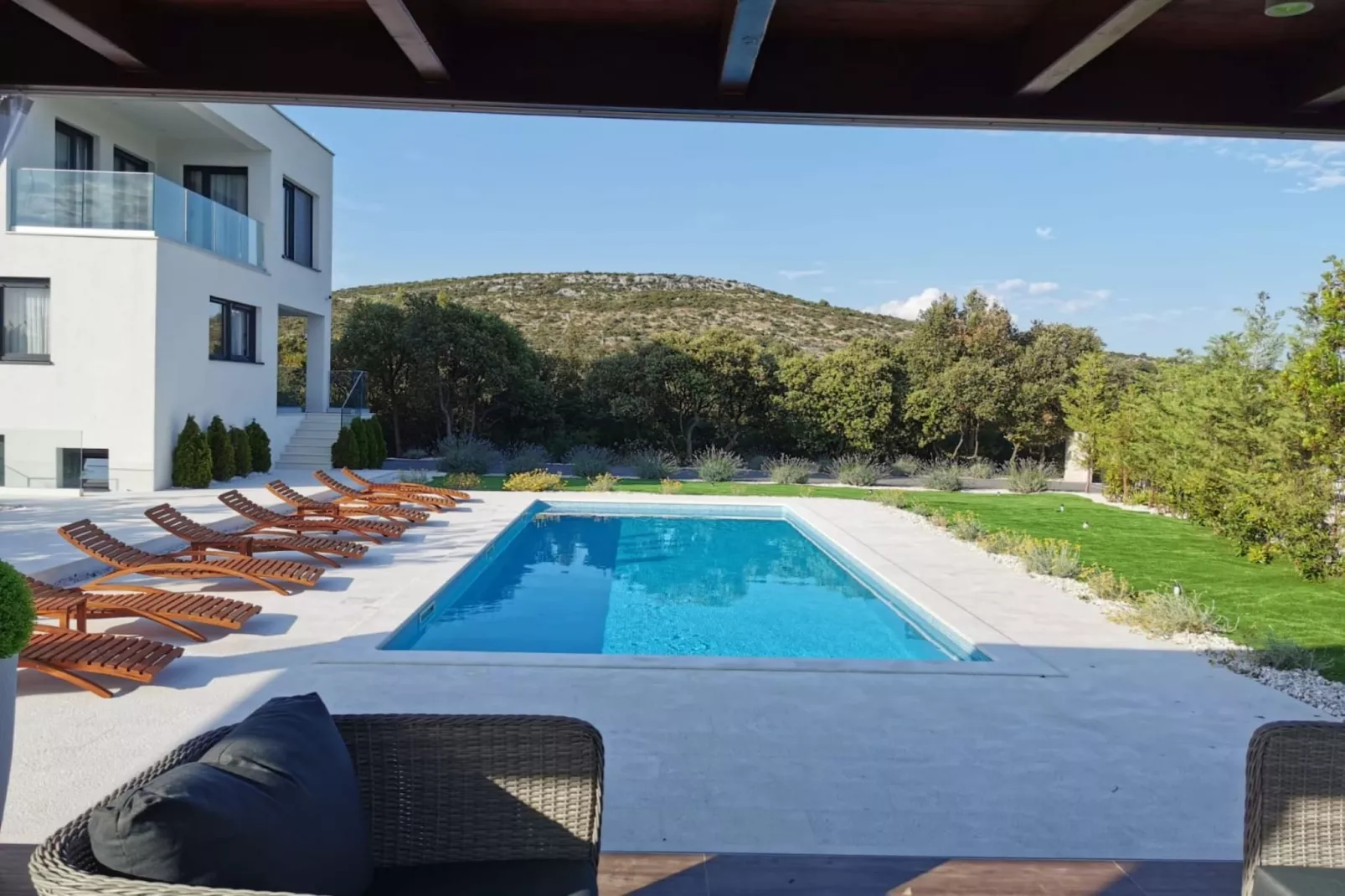 Four Bedroom Villa - Swimming pool