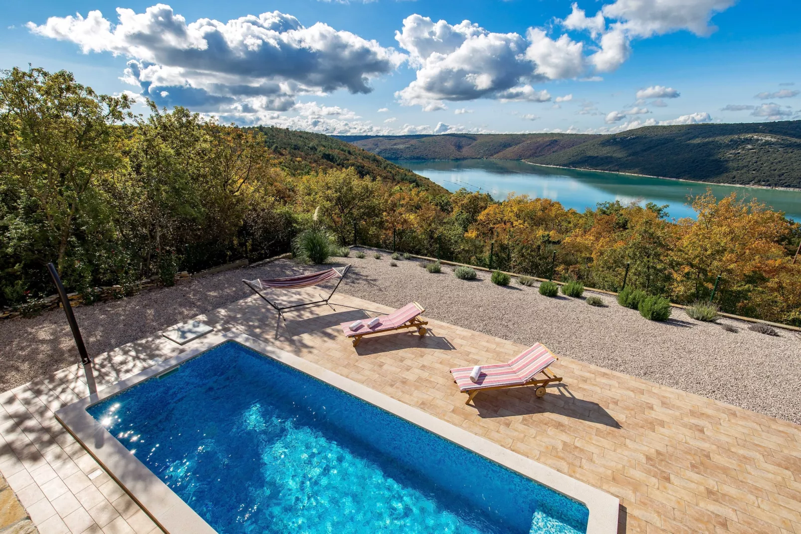 Wonderful Labin Villa with Private Pool and Sea Views - Three Bedroom - Terrasse/Balkon