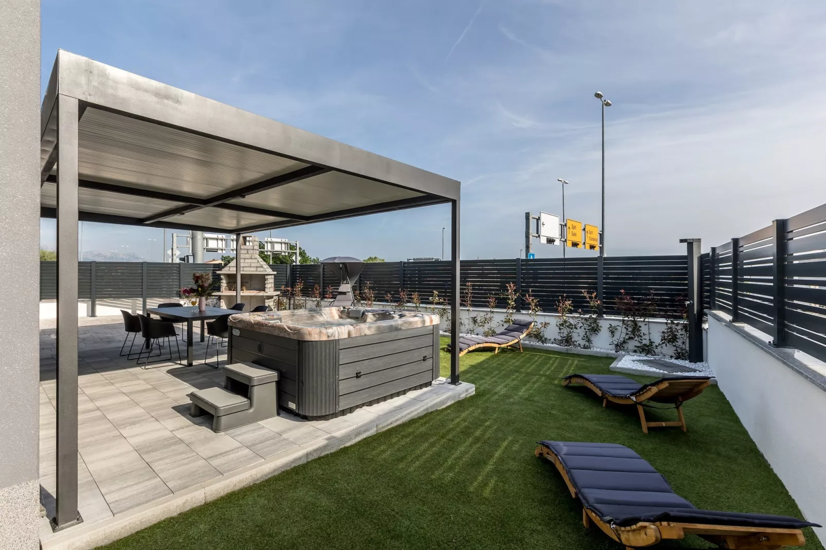 Scenic Kastel Luksic Apartments - Three Bedroom Apartment - Outdoor