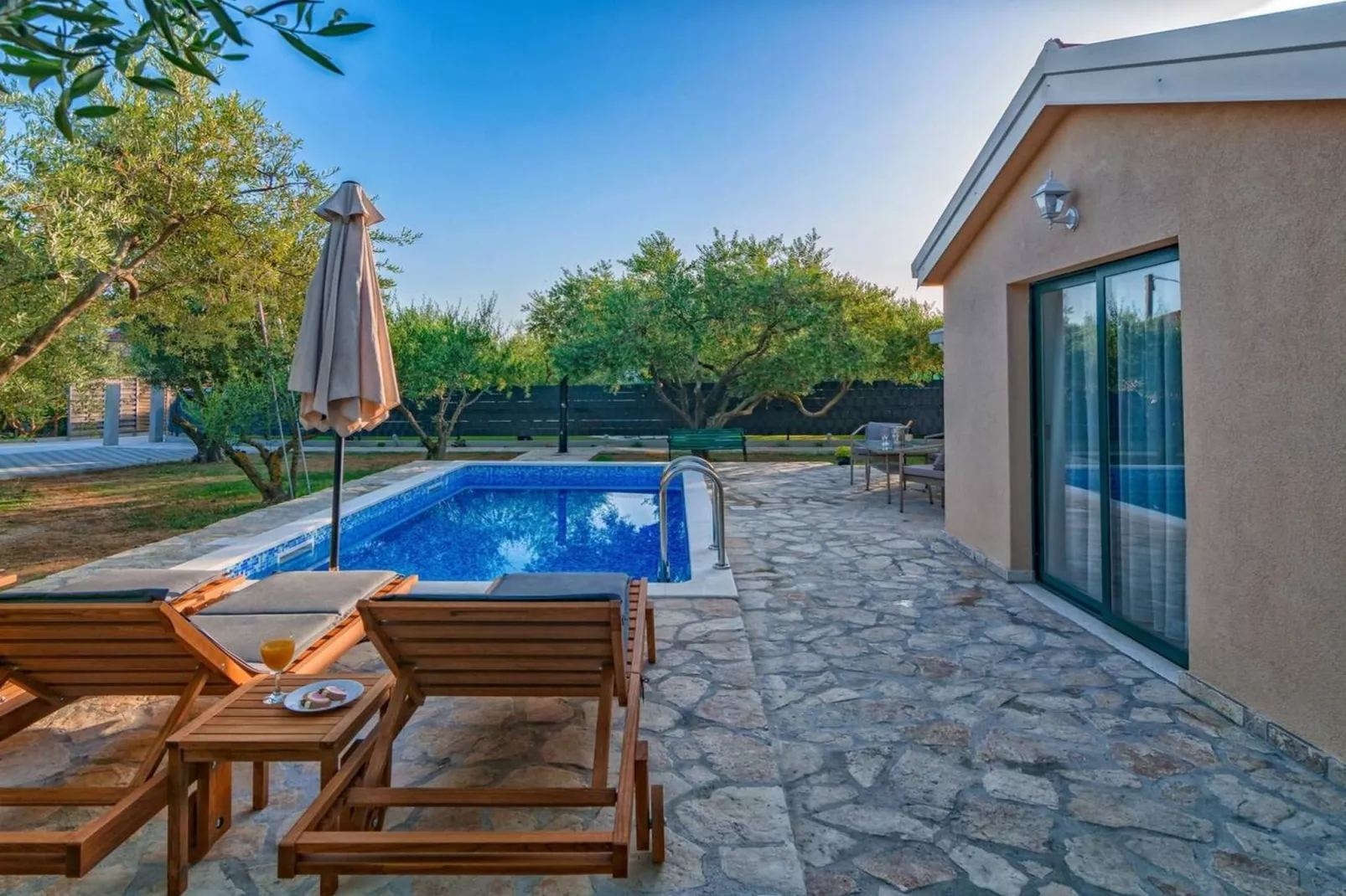 Hidden Gem Holiday Home with Pool in Kastel Stafilic - Two Bedroom Holiday Home with Pool - Swimming pool