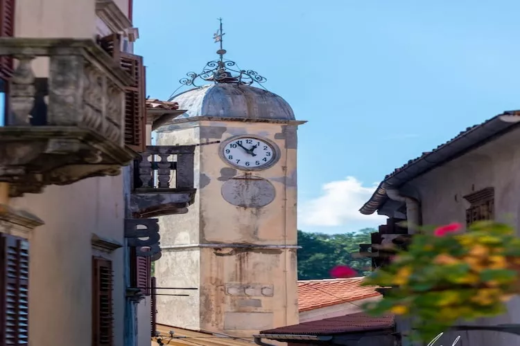 Stylish Two Bedroom Apartment in Labin - Two Bedroom Apartment with Terrace - Im Freien