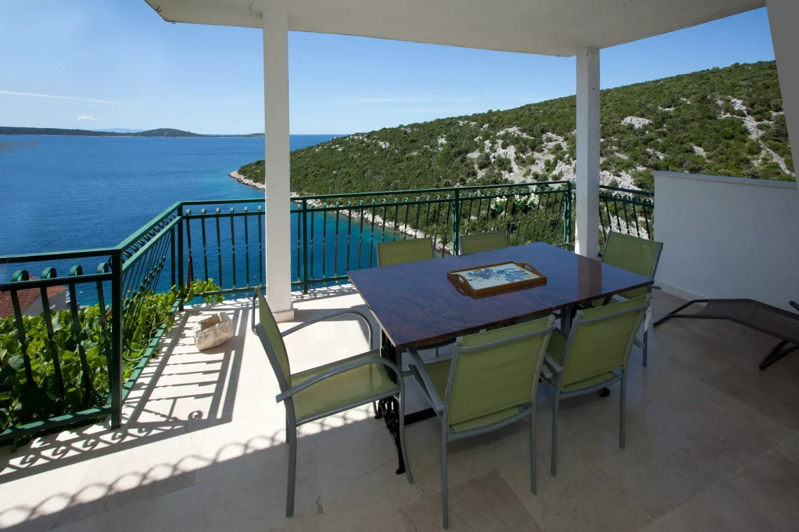 Wonderful Visinisce Apartments with Terrace and Sea Views - Standard Three Bedroom Apartment (Owner 2) - Terrace