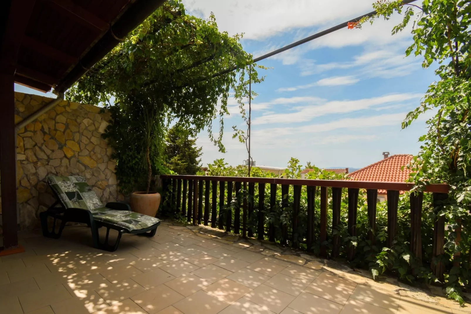 Apartment Kostanjevac - Two Bedroom Apartment with Terrace and Sea View - Terrasse