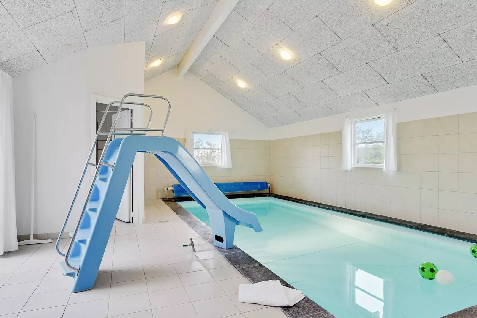 Maison de vacances pour 24 a Idestrup-Piscine