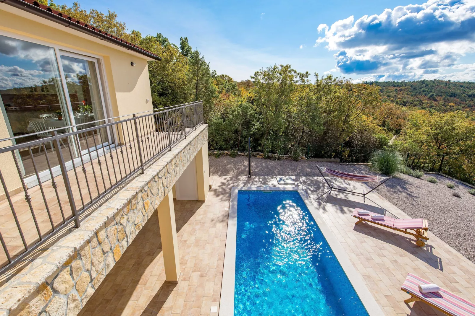 Wonderful Labin Villa with Private Pool and Sea Views - Three Bedroom - Terrasse/Balkon