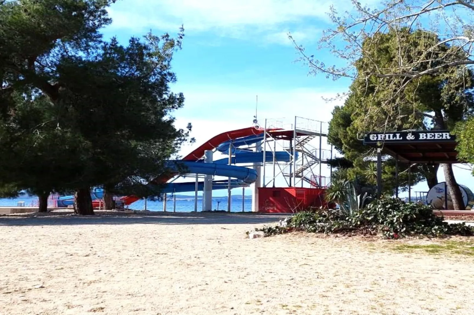 Charming Crikvenica Beachfront Apartment - One Bedroom Apartment - Extérieur