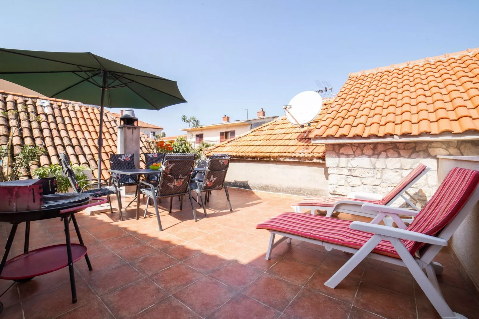 Four Bedroom Villa - Terrasse