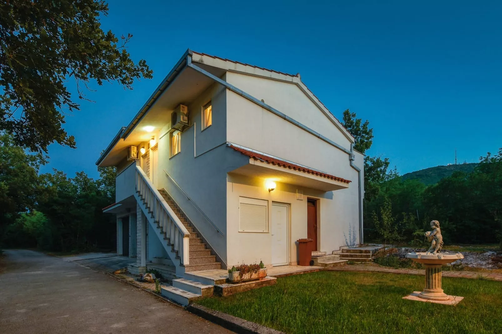 Spacious Prgomet Retreat with Private Pool, Fitness Centre, and Garden - Three Bedroom Villa - Outdoor