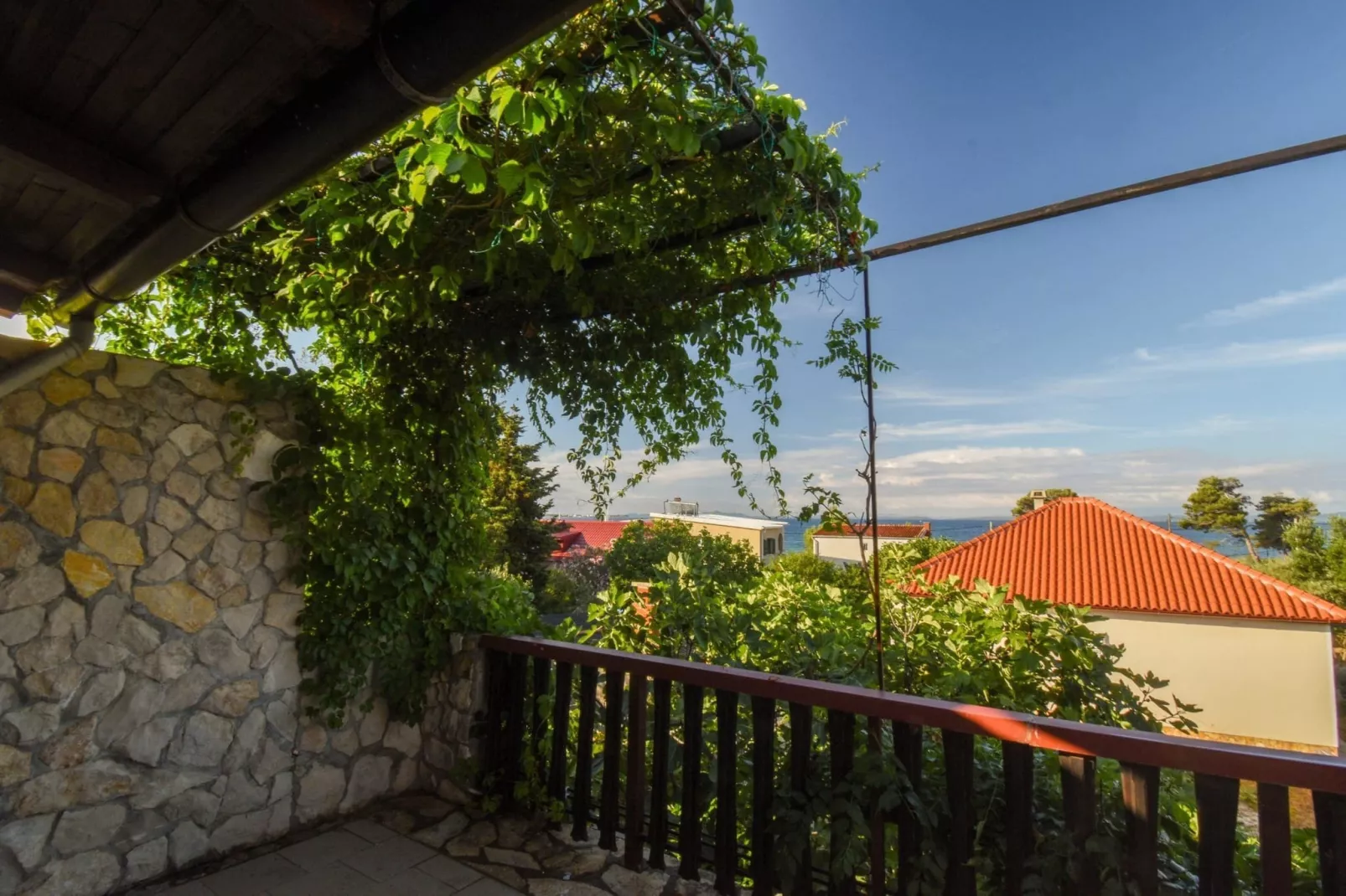 Apartment Kostanjevac - Two Bedroom Apartment with Terrace and Sea View - Terrasse