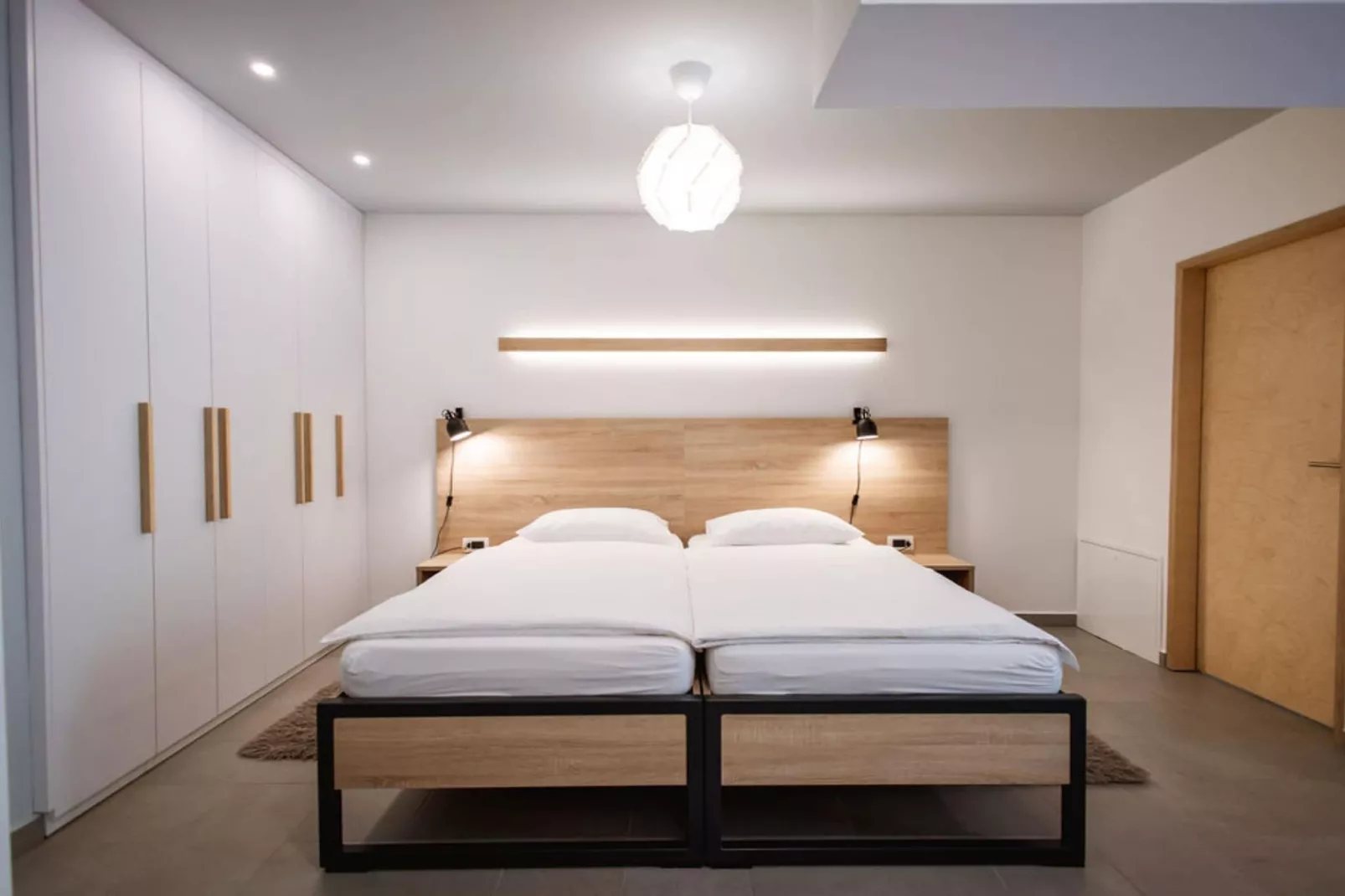 Stylish Apartments with Osijek Near Top Attractions - Standard Studio Apartment  - Maks 3 - Chambre
