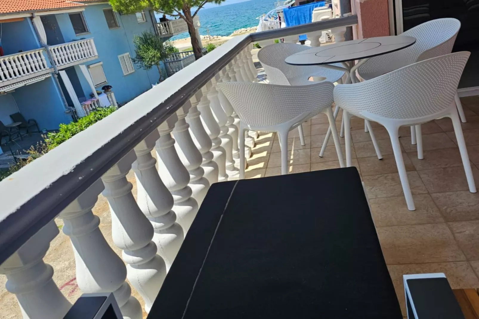 Apartment M&VALENTIN - Two Bedroom Apartment with Terrace - Terrasse