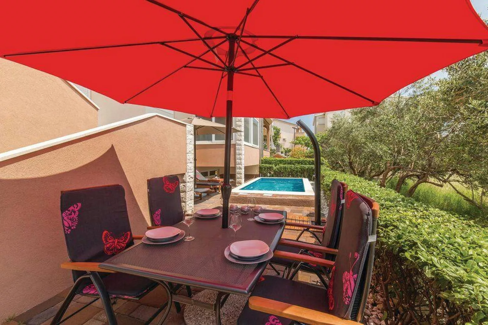 Charming Villa with Outdoor Pool, BBQ, and Sun Deck in Tranquil Kaštela Area - Five bedroom Villa - Swimming pool