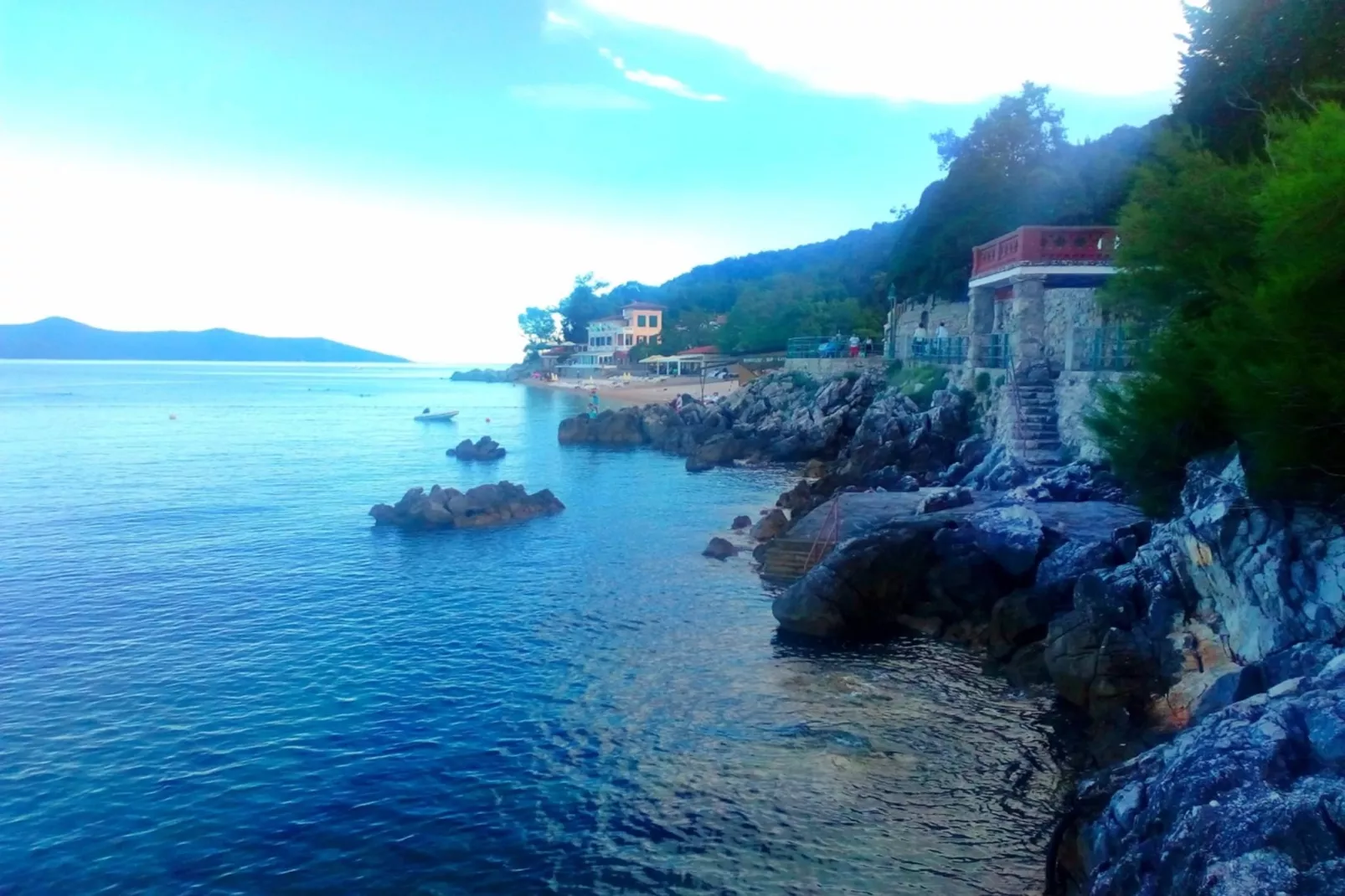 Lovely Apartments Near the Sea - One Bedroom Apartment with Balcony - Im Freien