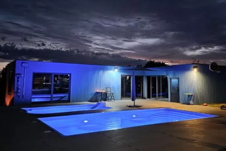 Domek wakacyjny dla max 7 osób Żałe - Swimming pool
