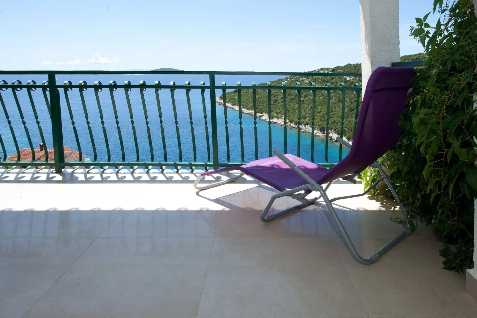 Wonderful Visinisce Apartments with Terrace and Sea Views - Standard Two Bedroom Apartment  (Owner 1) - Terrace