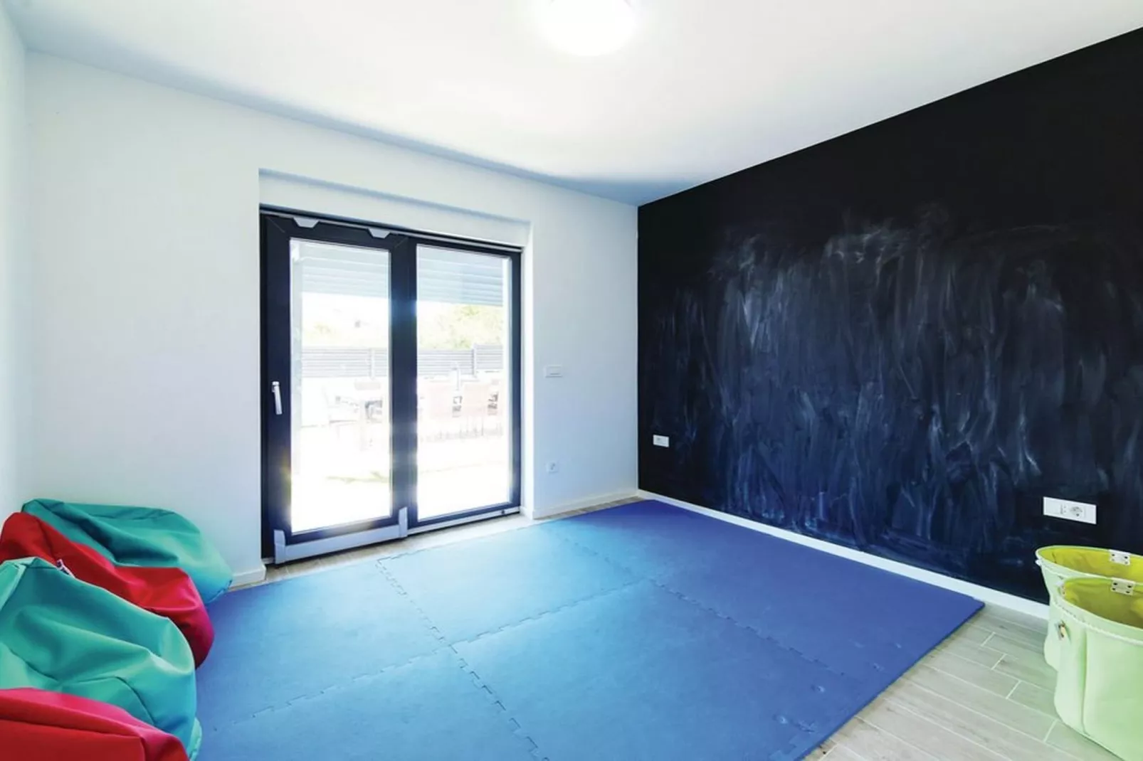 Modern Kastel Villa with Private Pool, Gym, and Large Outdoor Space - Eight Bedroom Villa - Innenbereich