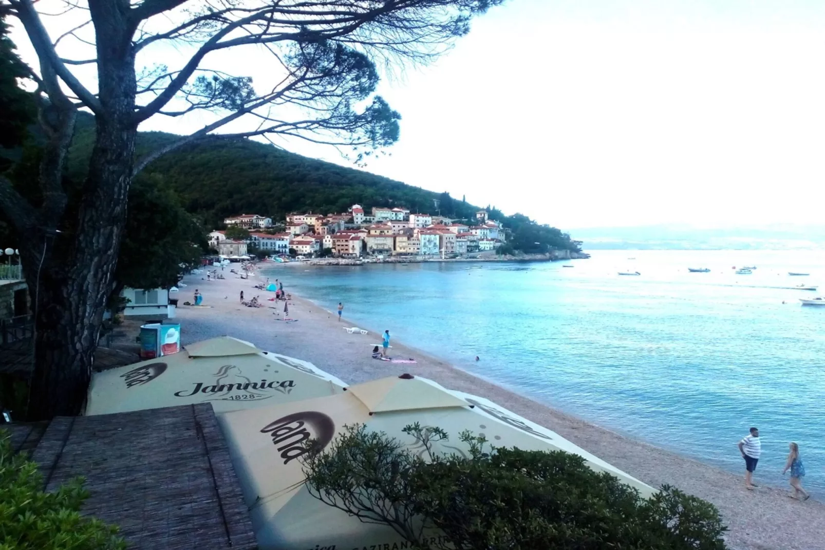 Lovely Apartments Near the Sea - One Bedroom Apartment with Balcony - Im Freien