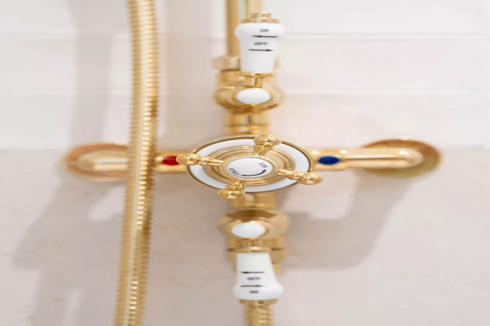 FM-42-MONTFLEURY - Untagged