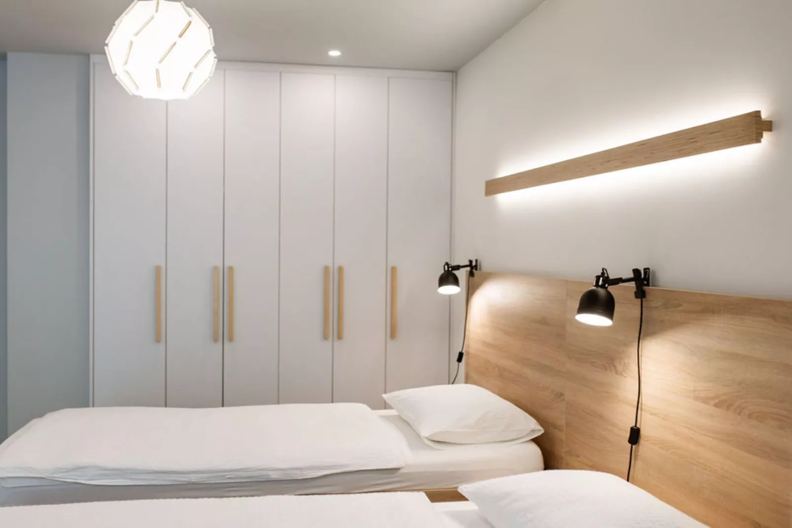 Stylish Apartments with Osijek Near Top Attractions - Standard Studio Apartment  - Maks 3 - Chambre