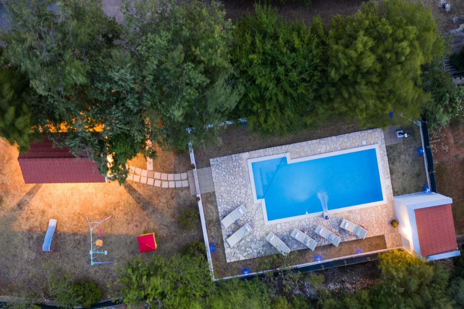Spacious Prgomet Retreat with Private Pool, Fitness Centre, and Garden - Three Bedroom Villa - Swimming pool