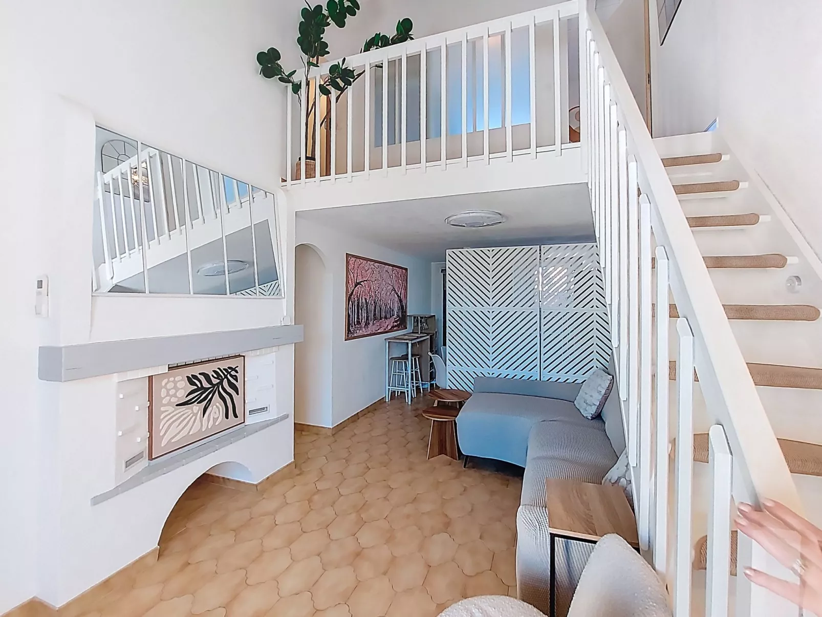 Le Mas des Oliviers - Inside