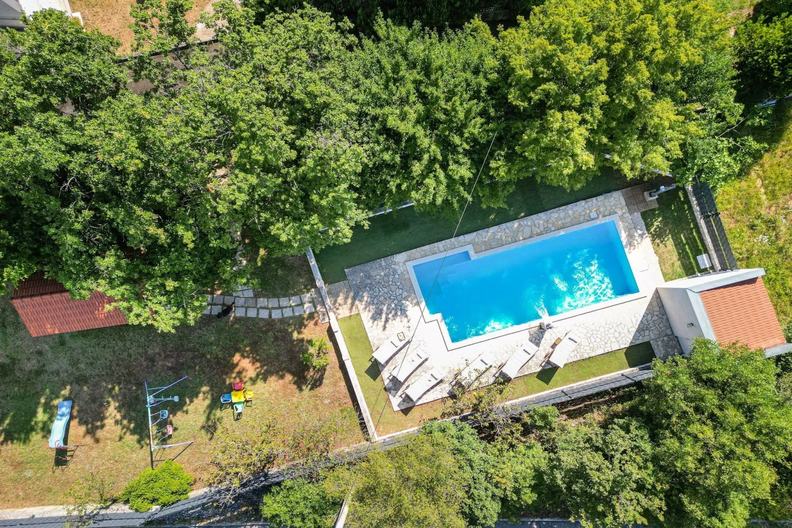 Spacious Prgomet Retreat with Private Pool, Fitness Centre, and Garden - Three Bedroom Villa - Swimming pool