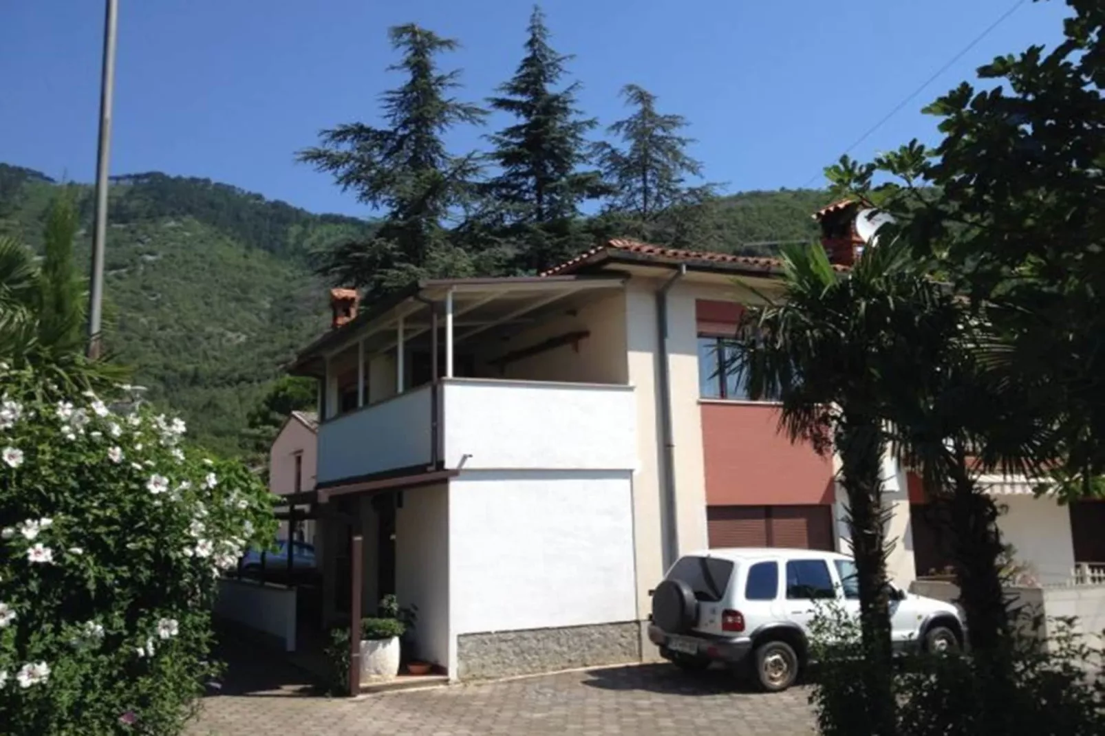 Lovely Apartments Near the Sea - One Bedroom Apartment with Balcony - Im Freien