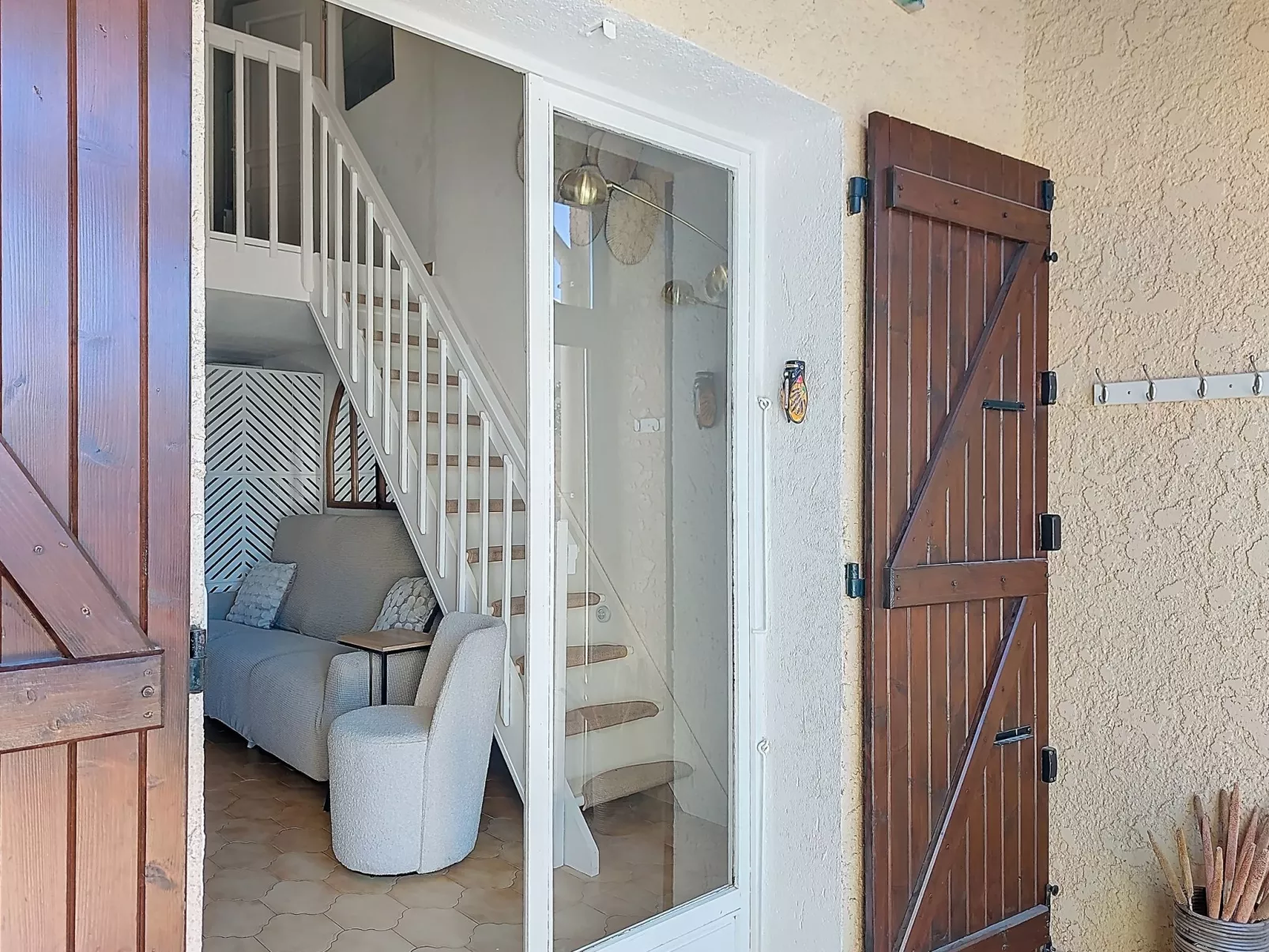 Le Mas des Oliviers - Inside