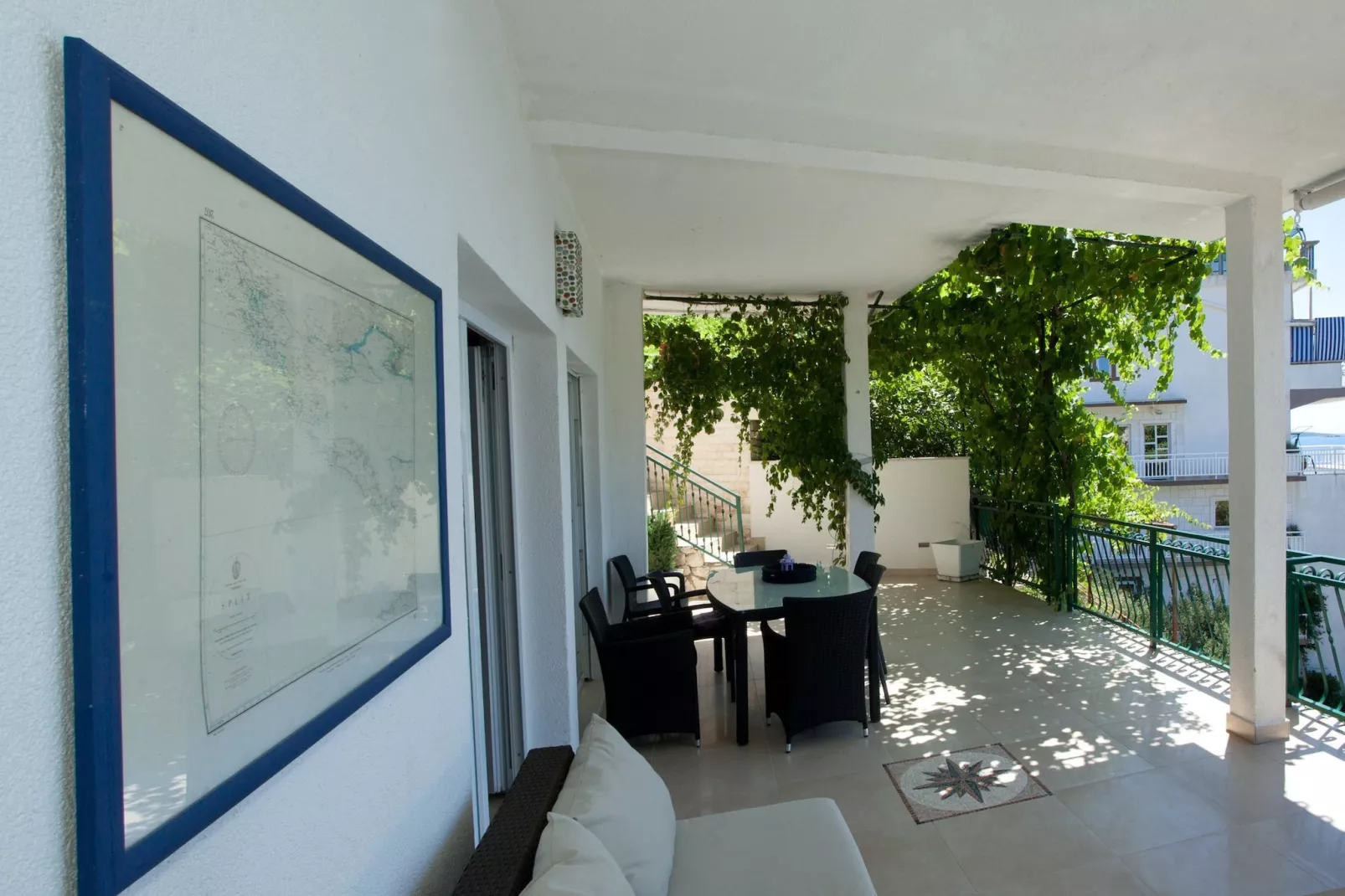 Wonderful Visinisce Apartments with Terrace and Sea Views - Standard Two Bedroom Apartment  (Owner 1) - Terrace