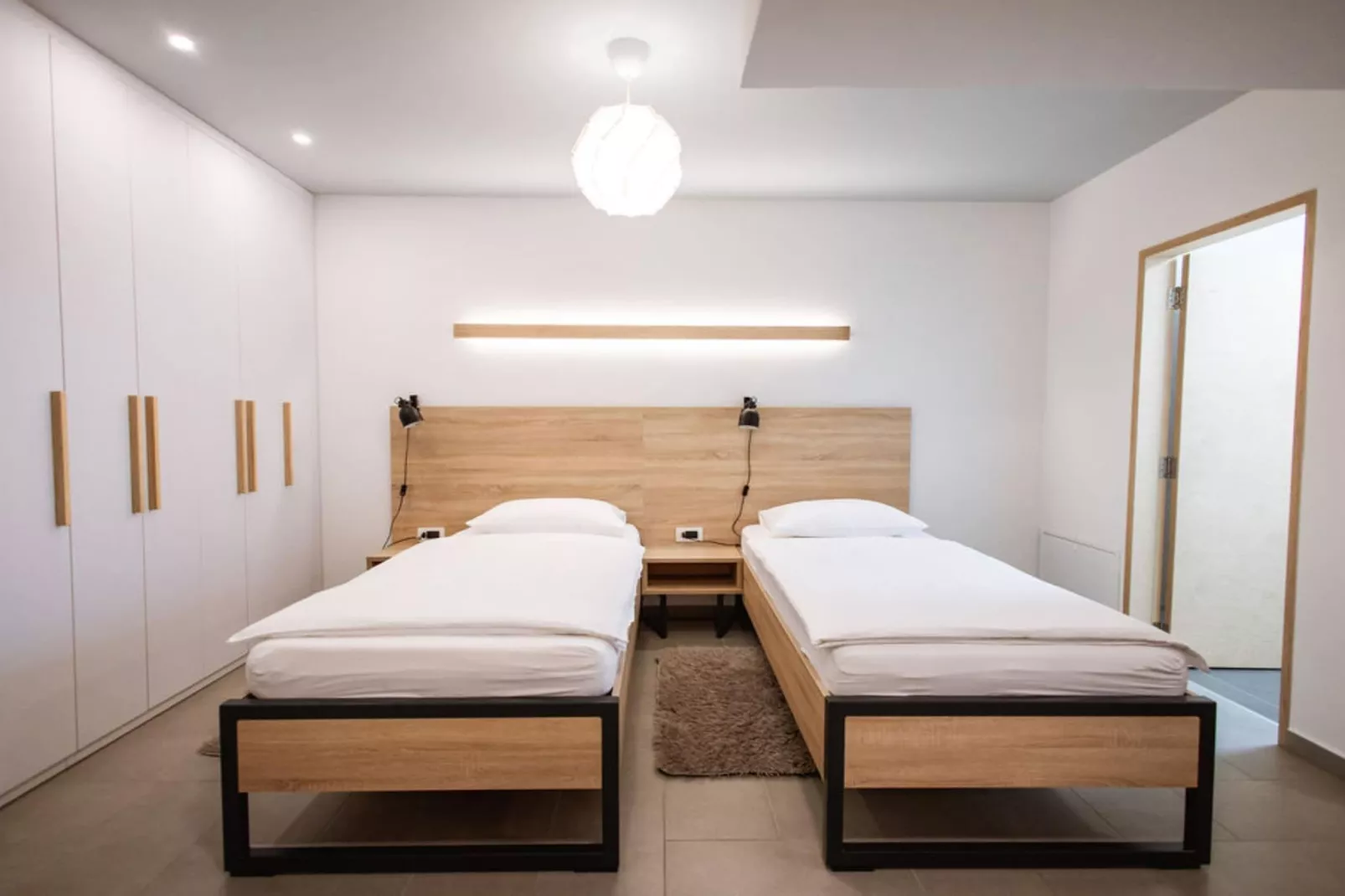 Stylish Apartments with Osijek Near Top Attractions - Standard Studio Apartment  - Maks 3 - Chambre