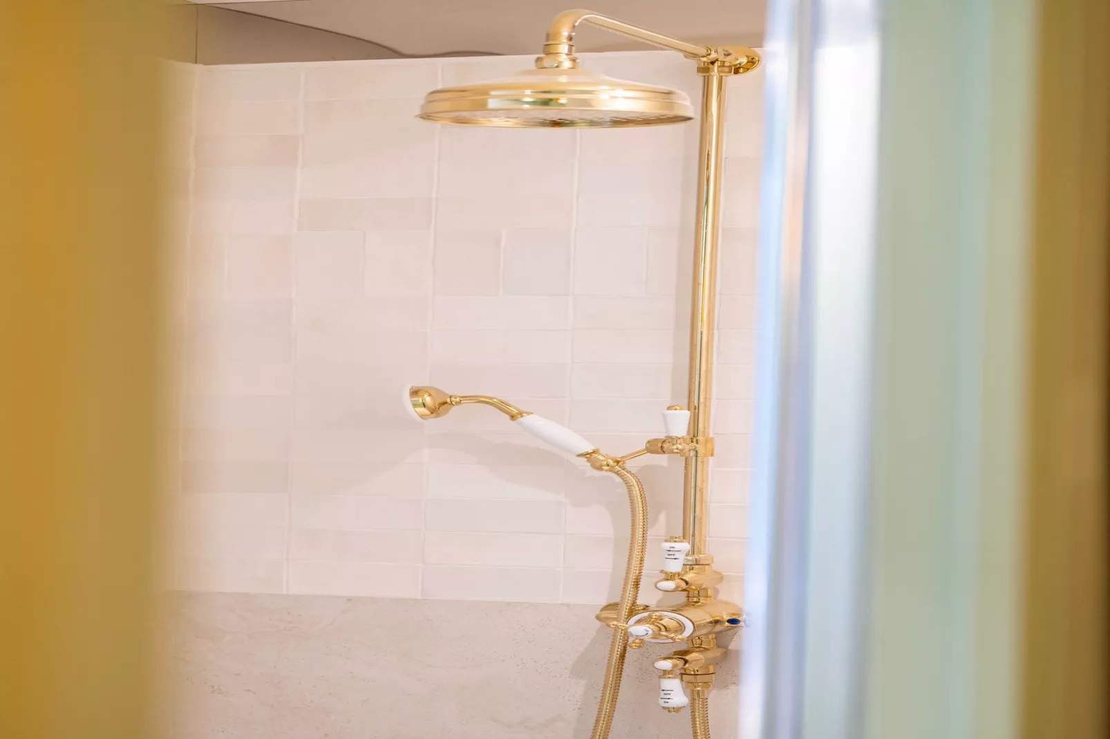 FM-42-MONTFLEURY - Untagged