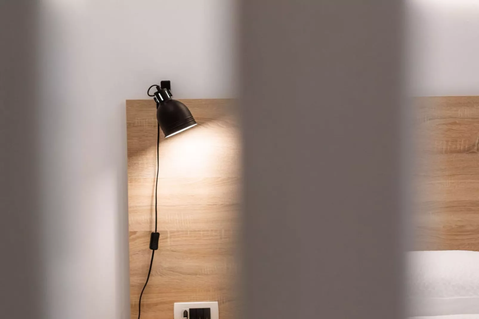 Stylish Apartments with Osijek Near Top Attractions - Standard Studio Apartment  - Maks 3 - Chambre