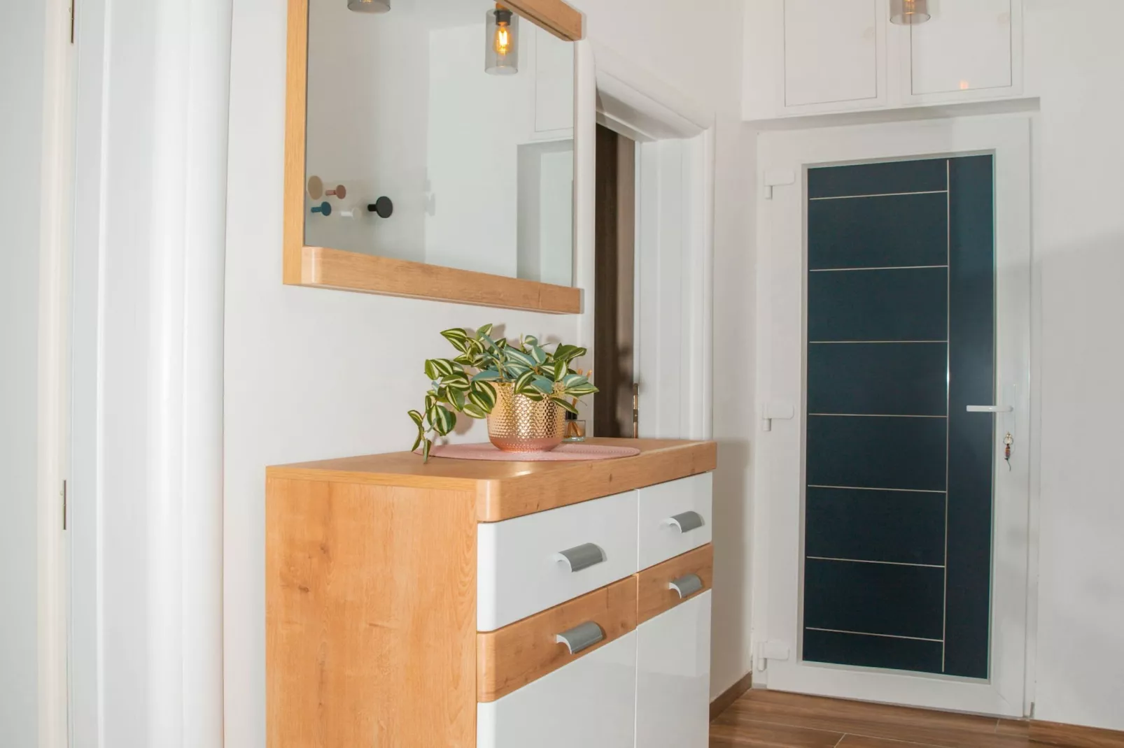 Apartment Matko - Two Bedrom Apartment with Beach View - Innenbereich