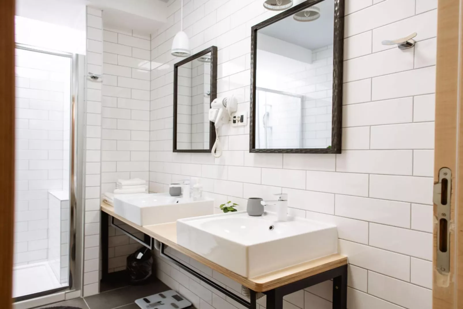 Stylish Apartments with Osijek Near Top Attractions - Standard Studio Apartment  - Maks 3 - Salle de bain