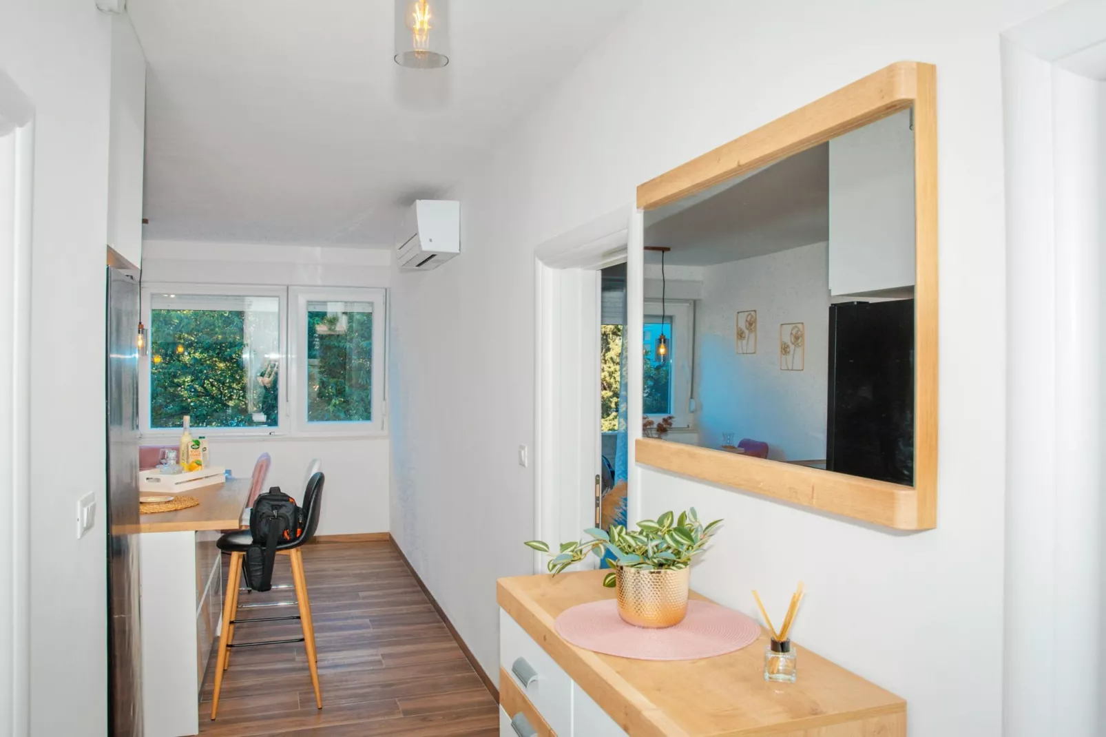 Apartment Matko - Two Bedrom Apartment with Beach View - Innenbereich