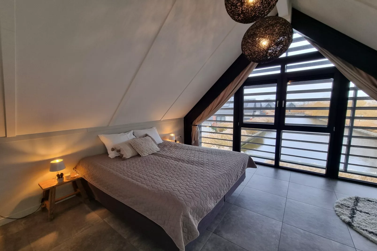 Watervilla Njoggen - Bedroom
