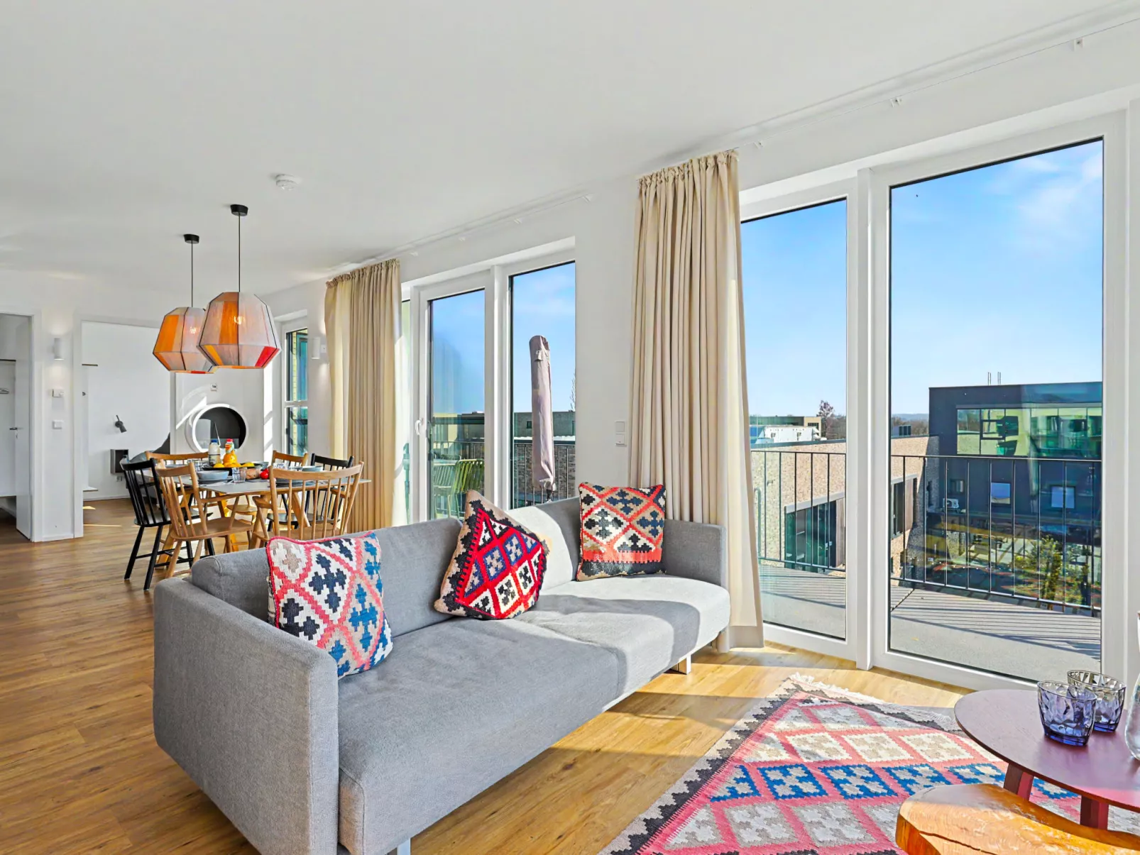 Penthouse Imort (654)