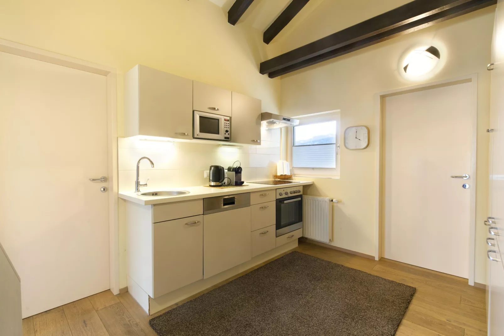 Menardi Penthouse AA