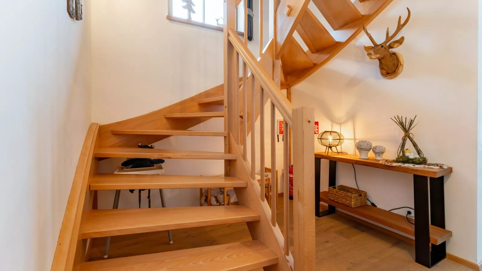 Haus Laura - Empfangshalle