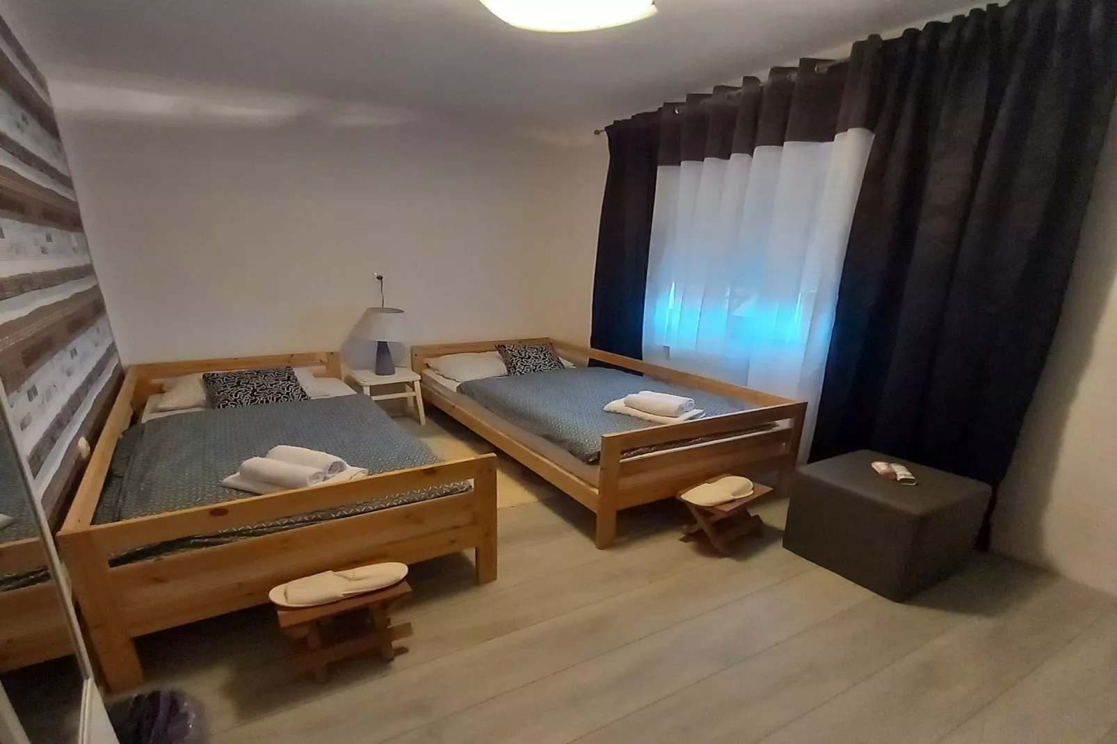 Holiday Home Kim - Three Bedroom Holiday Home with Swimming Pool