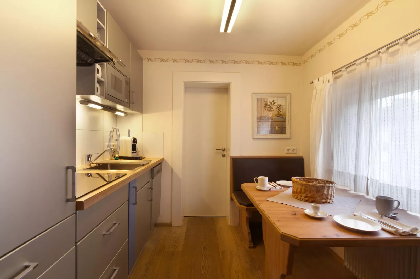 Menardi B - Kitchen