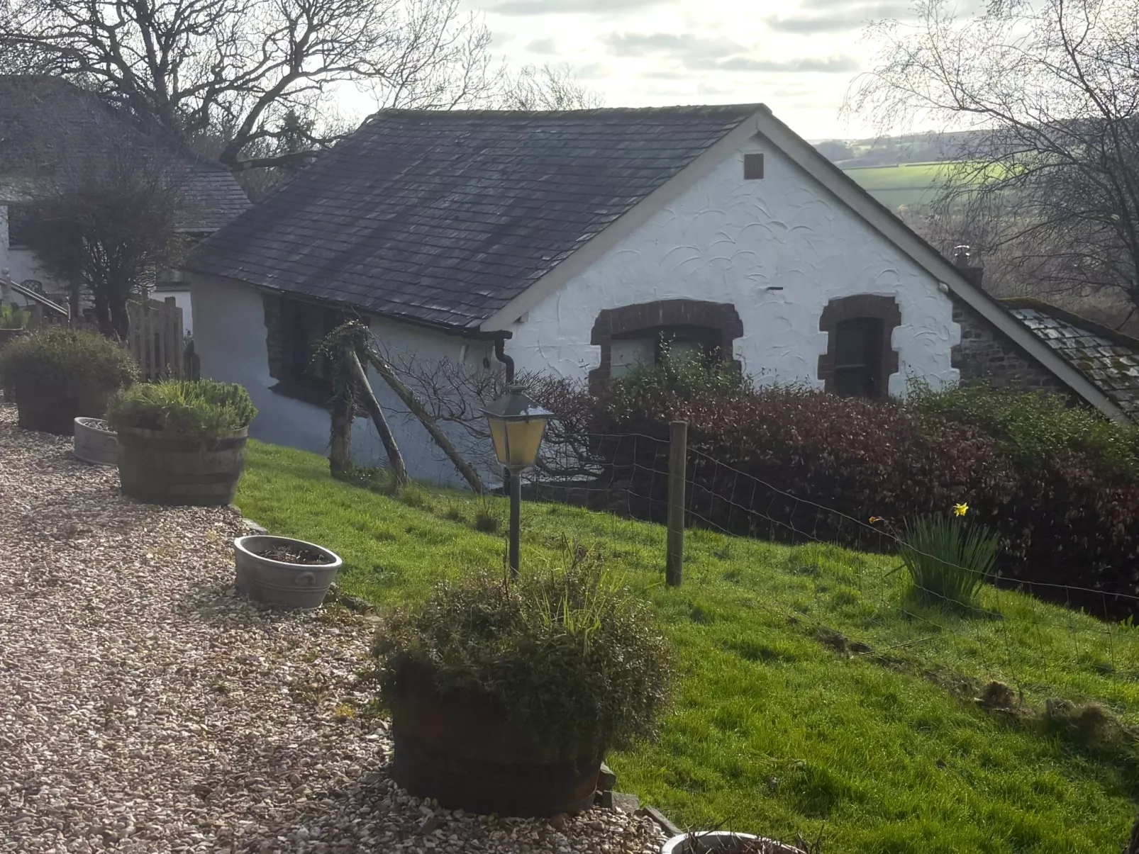 Shipload Cottage - Outside